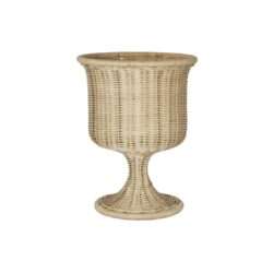 Wicker urns for hire. On Trend Event Hire.