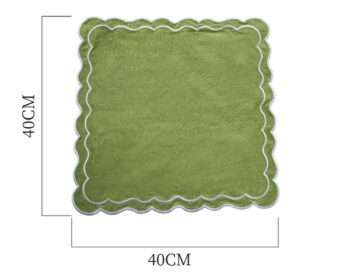 Green Scalloped Napkins - Image 2