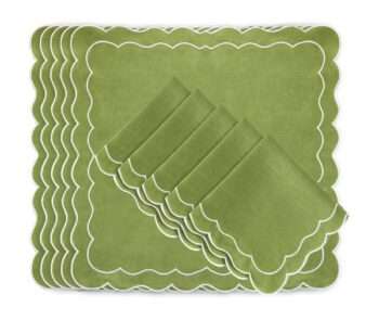 Green Scalloped Napkins